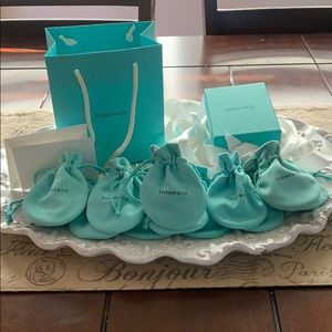 Genuine Tiffany & Co. Jewelry gift materials!!!